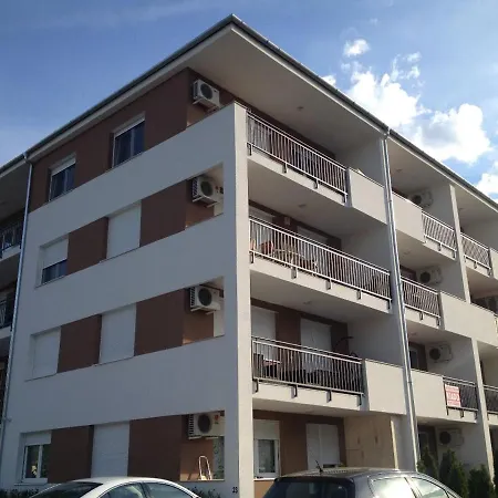 ★ Bb Wellness Apartman ★ Siofok Exterior photo